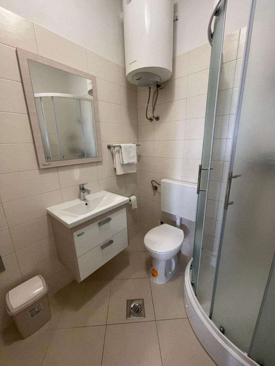 Apartment Ante Starigrad Paklenica Exteriör bild